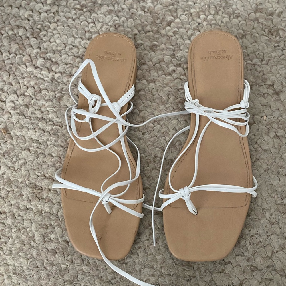 Abercrombie and Fitch sandals size 8
